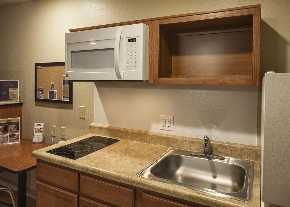 Woodspring Suites Lincoln Northeast I-80 Екстер'єр фото